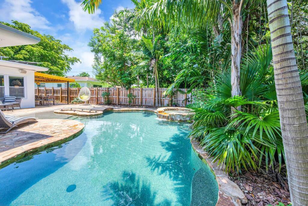 Modern Tropical Pool House North Miami Hot Tub别墅 外观 照片